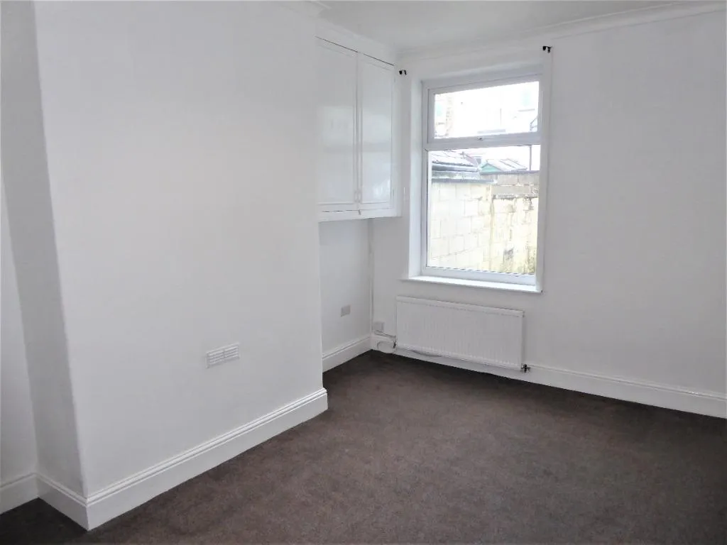 Oak Street, Colne, BB8, photo 2
