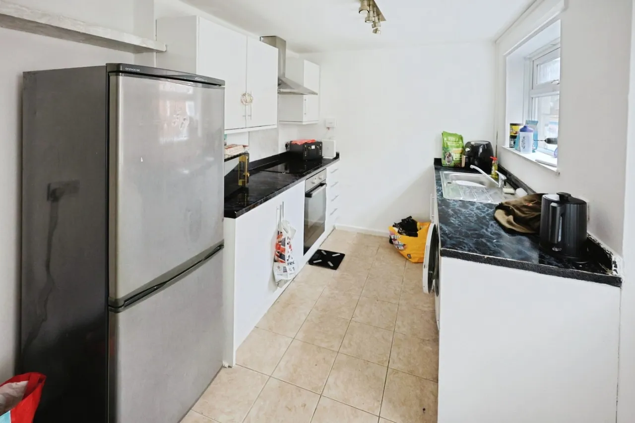 Tindale Crescent, Bishop Auckland, DL14, photo 3