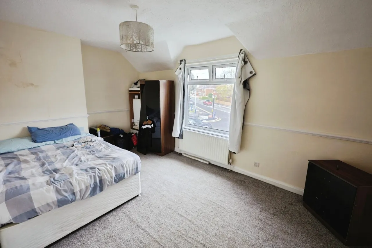 Tindale Crescent, Bishop Auckland, DL14, photo 6