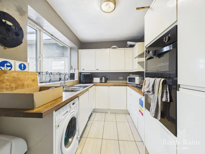 Windsor Crescent, Bridlington, YO15, photo 2
