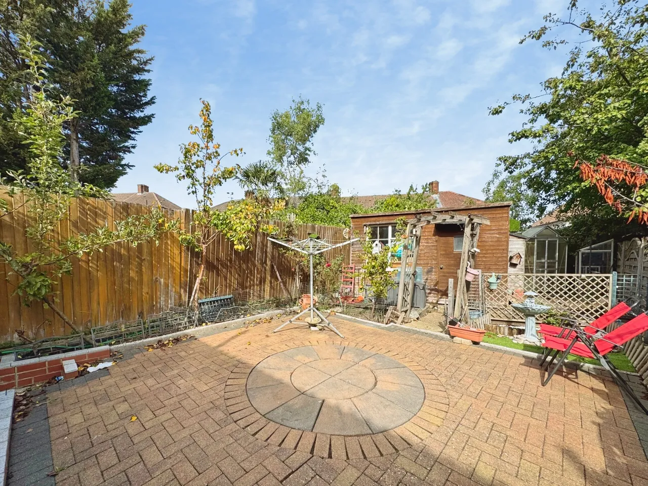 Trevor Gardens, Edgware, HA8, photo 5