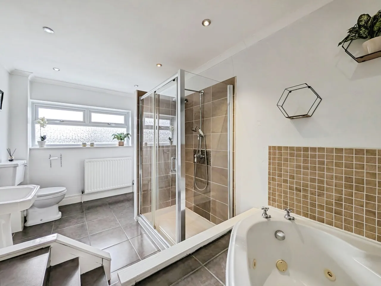 Fossway, Newcastle upon Tyne, NE6, photo 13
