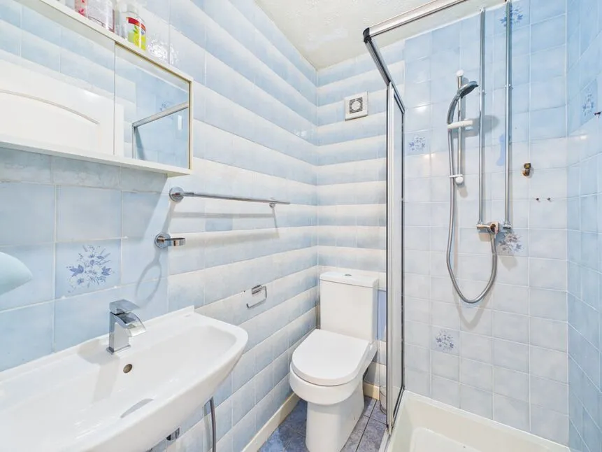 Glendon Crescent, Ashton-under-Lyne, Greater Manchester, OL6, photo 6