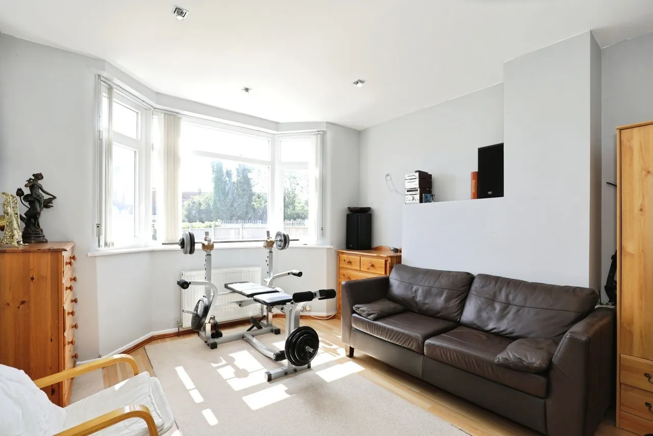 Hill Top Avenue, Winsford, Cheshire, CW7, photo 2