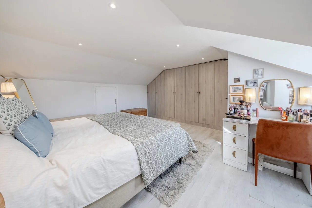 Harbut Road, London, SW11, photo 11