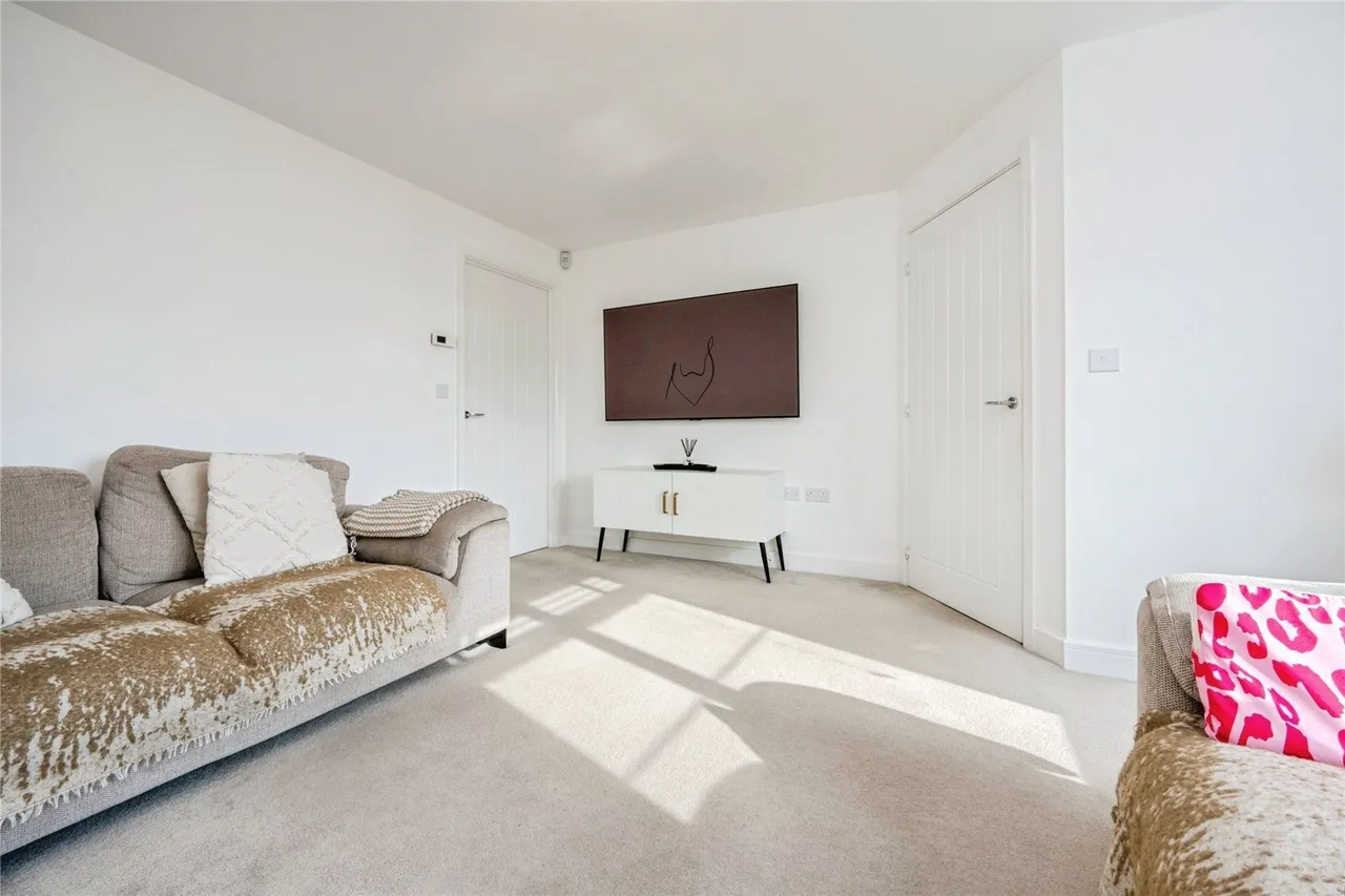 Kelsey Meadow, Leighton Buzzard, Bedfordshire, LU7, photo 4