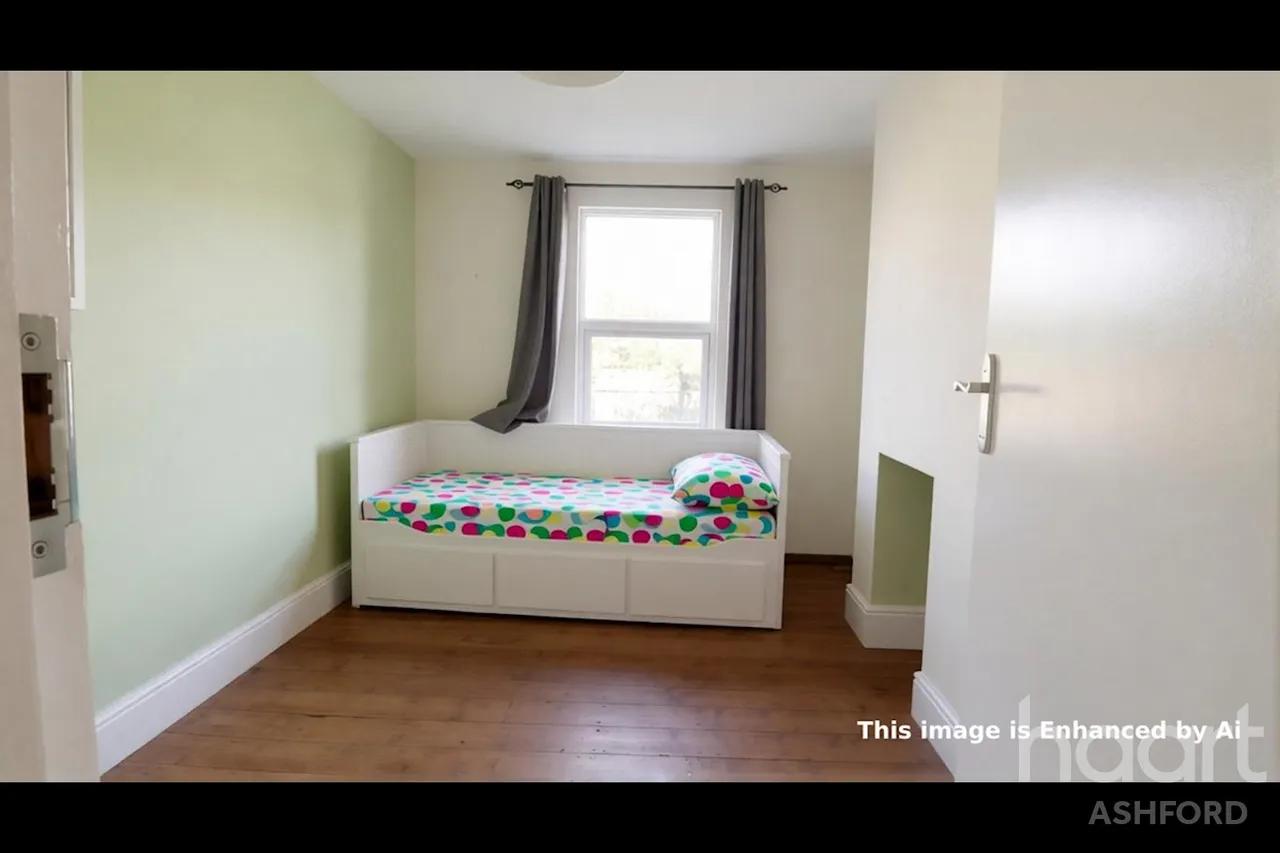 Sackville Crescent, Ashford, TN23, photo 13