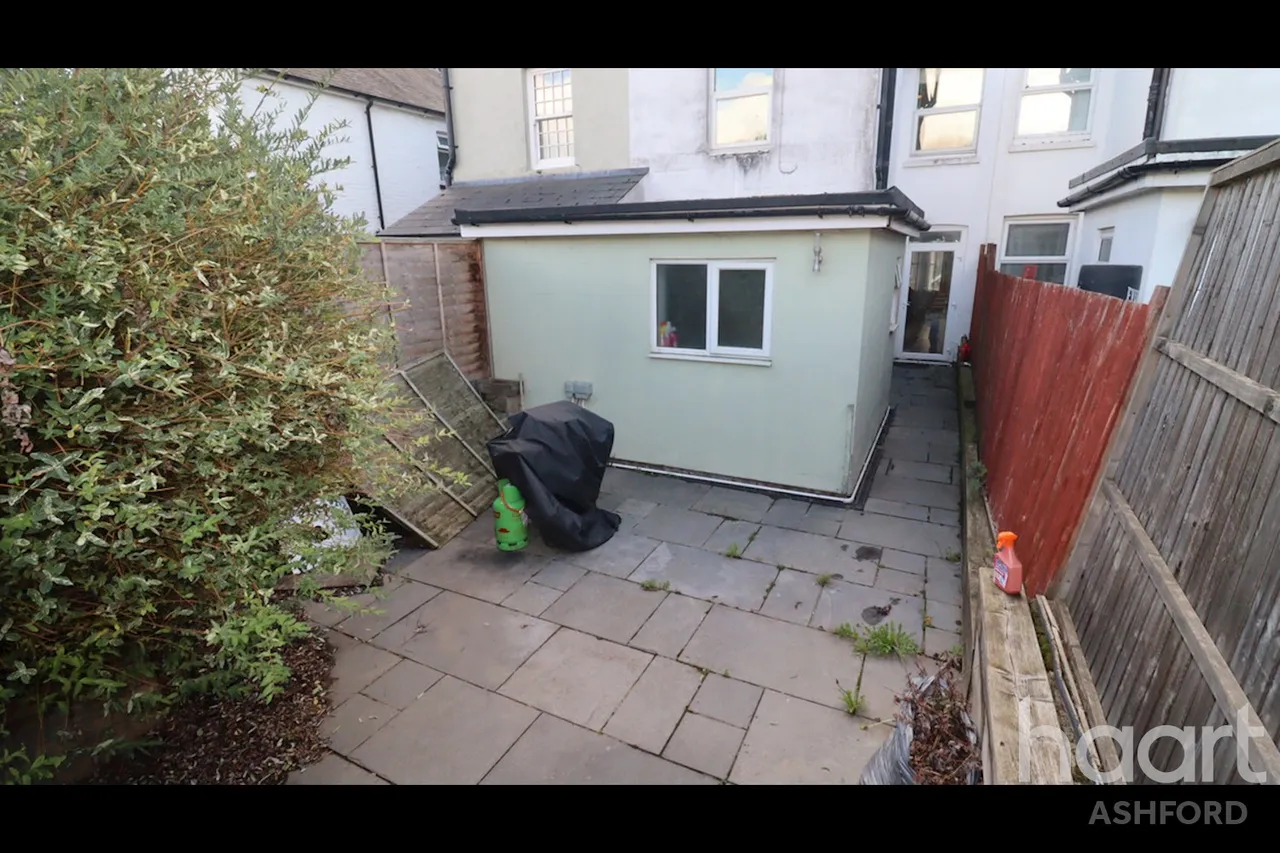 Sackville Crescent, Ashford, TN23, photo 21