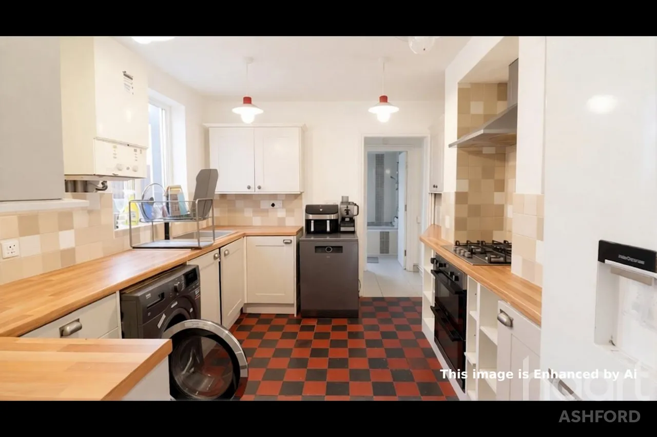 Sackville Crescent, Ashford, TN23, photo 8