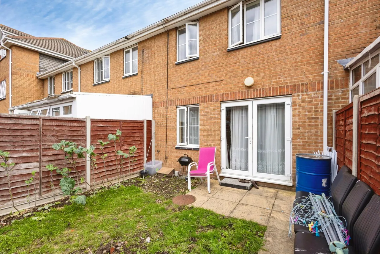 Cornwall Road, Portsmouth, PO1, photo 13