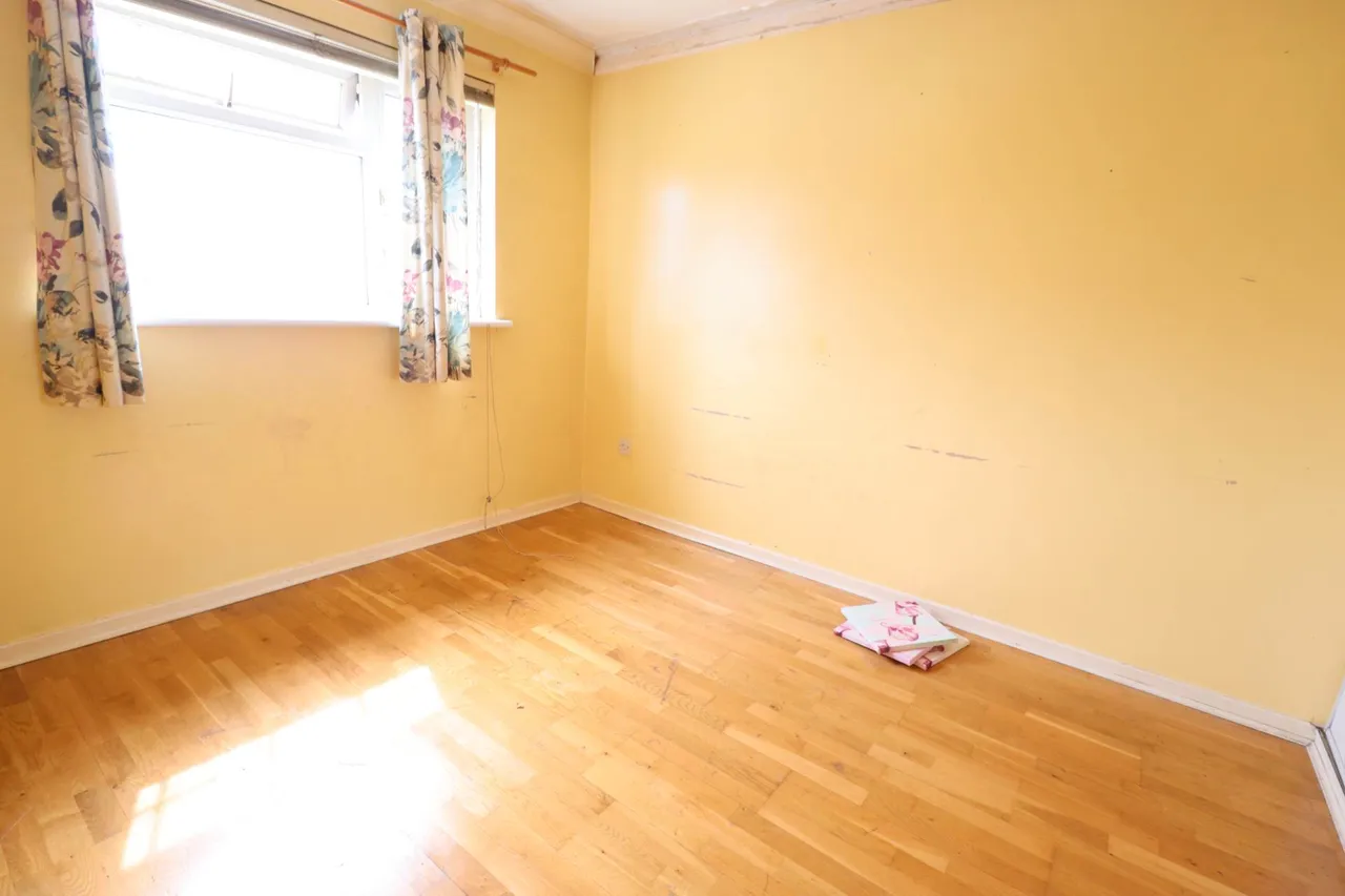 Newchurch Road, Slough, SL2 1UE, photo 5