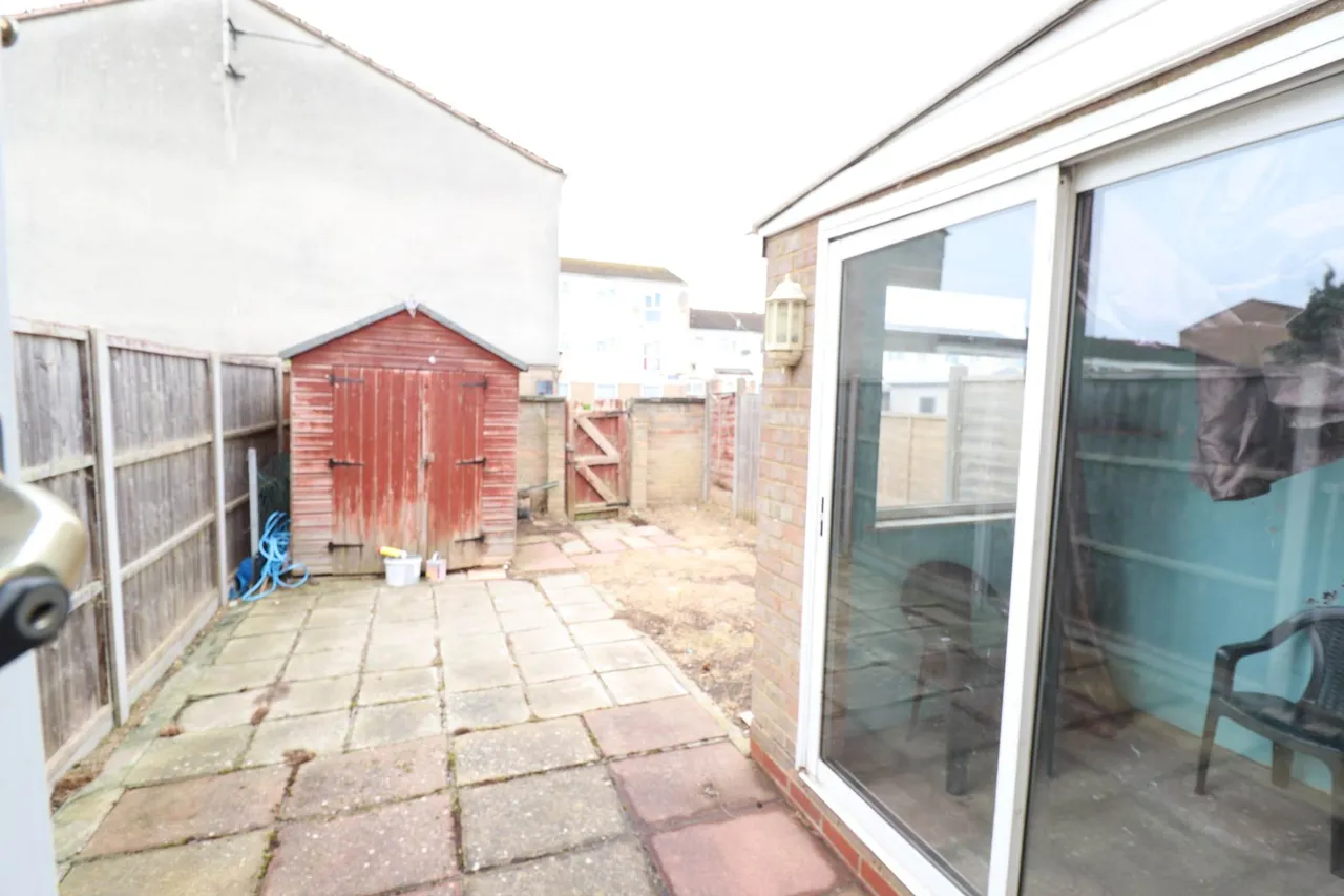 Newchurch Road, Slough, SL2 1UE, photo 8