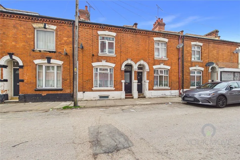 3 bed house for sale — Stimpson Avenue, Abington, Northampton, Northamptonshire, NN1