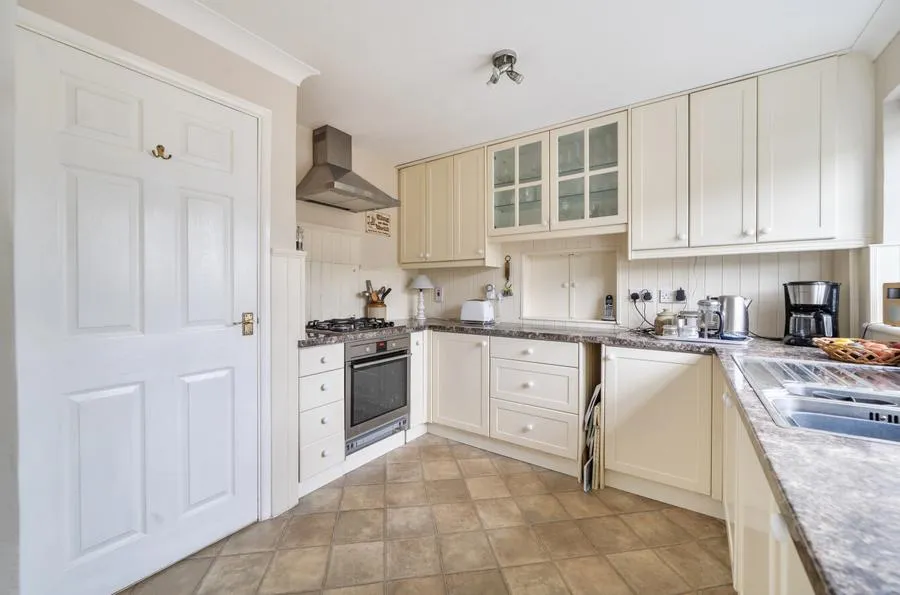 Parsons Close, Winslow, MK18, photo 4