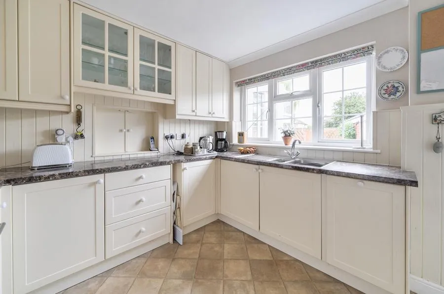 Parsons Close, Winslow, MK18, photo 3
