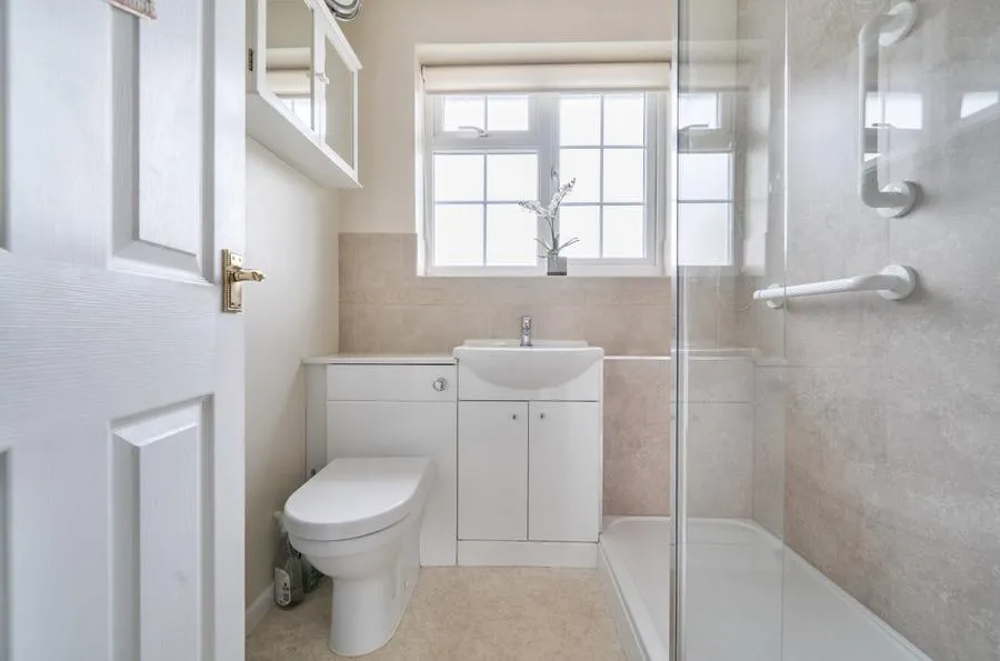 Parsons Close, Winslow, MK18, photo 15