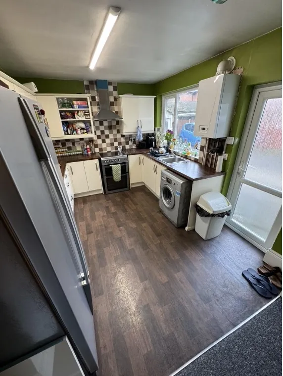 5 bed house to rent, Beeston Road, Nottingham, NG7