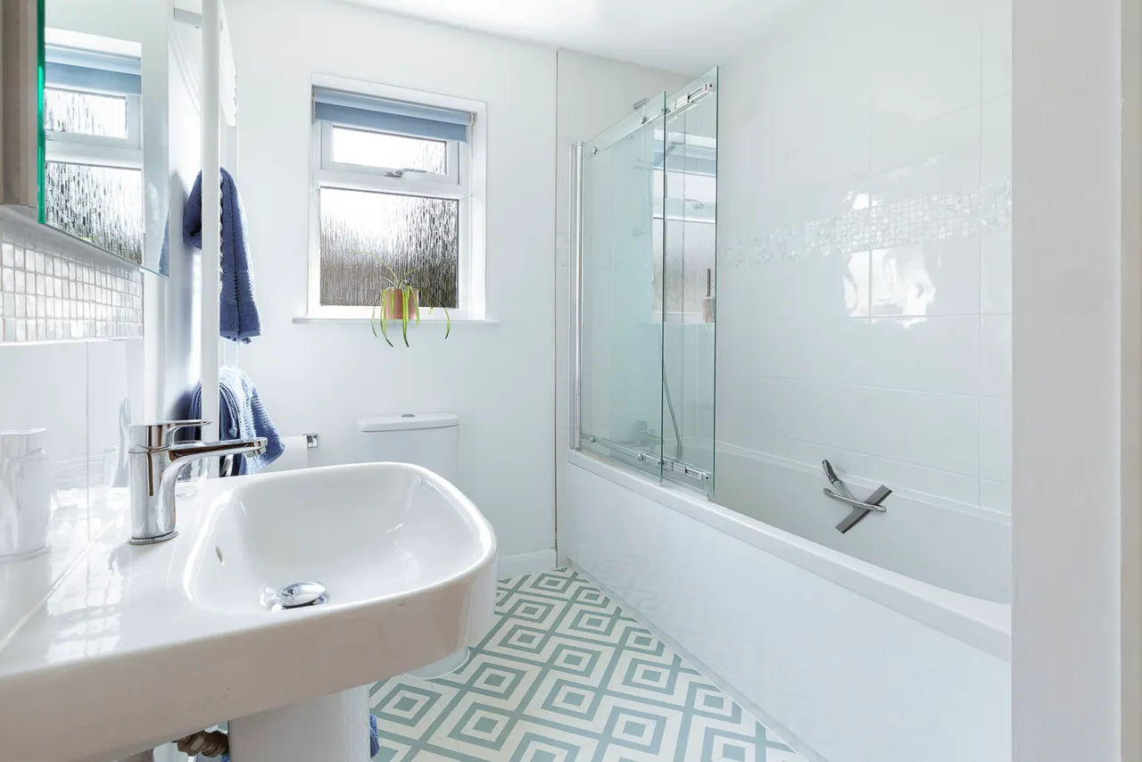 Woodbury Park Gardens, Tunbridge Wells, Kent, TN4 9JT, photo 11