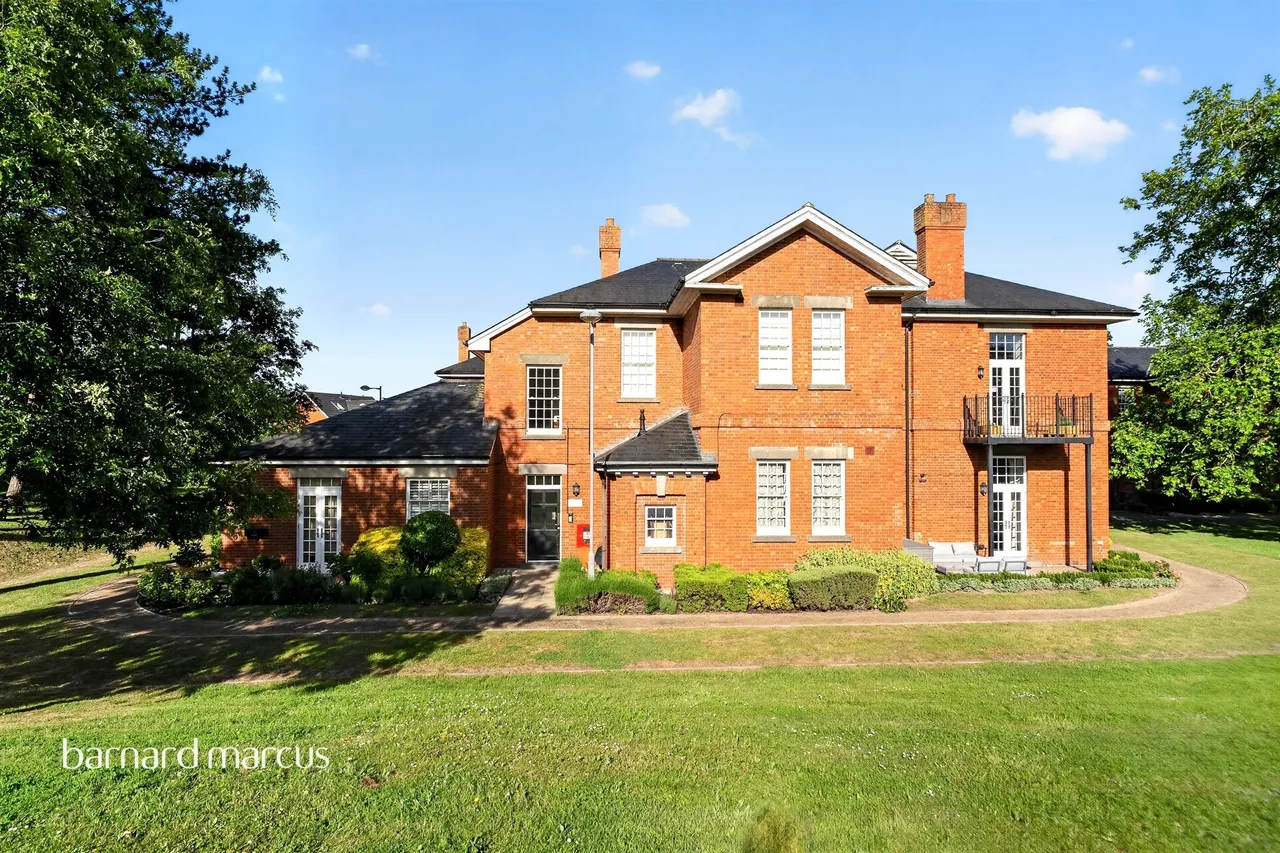 Glanville Way, Epsom, KT19, photo 13