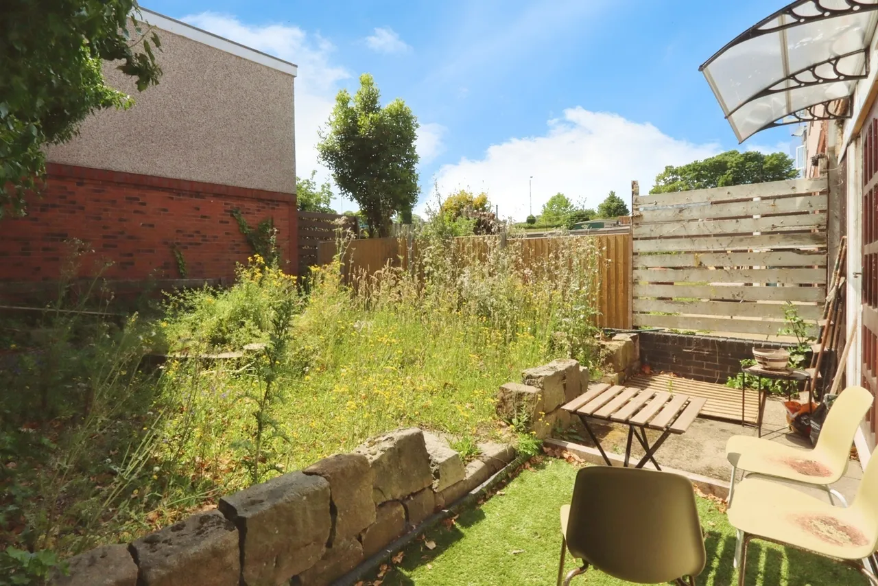Weakland Crescent, Sheffield, South Yorkshire, S12, photo 7