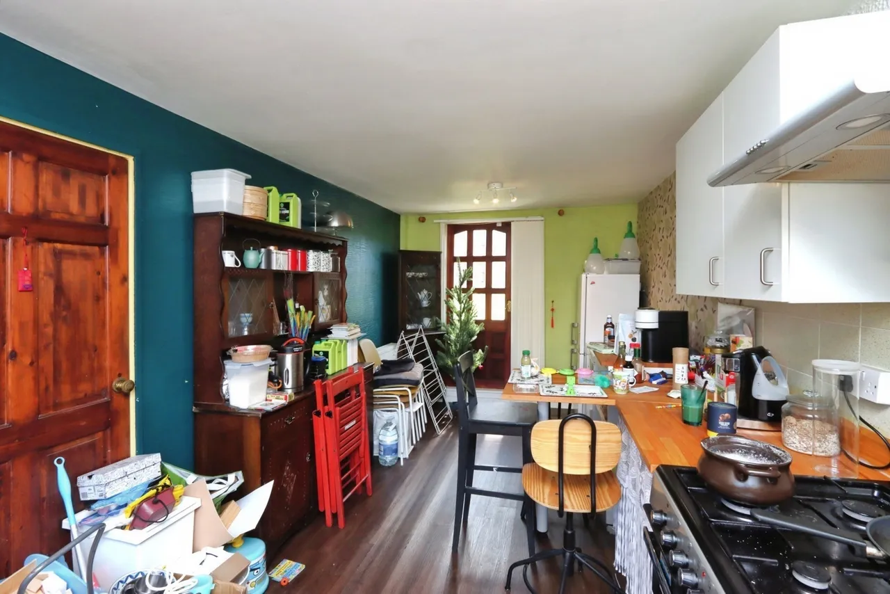 Weakland Crescent, Sheffield, South Yorkshire, S12, photo 10