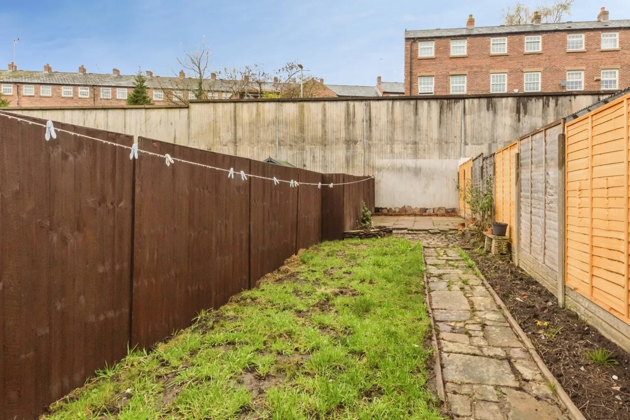 Mill Lane, Macclesfield, Cheshire, SK11, photo 14