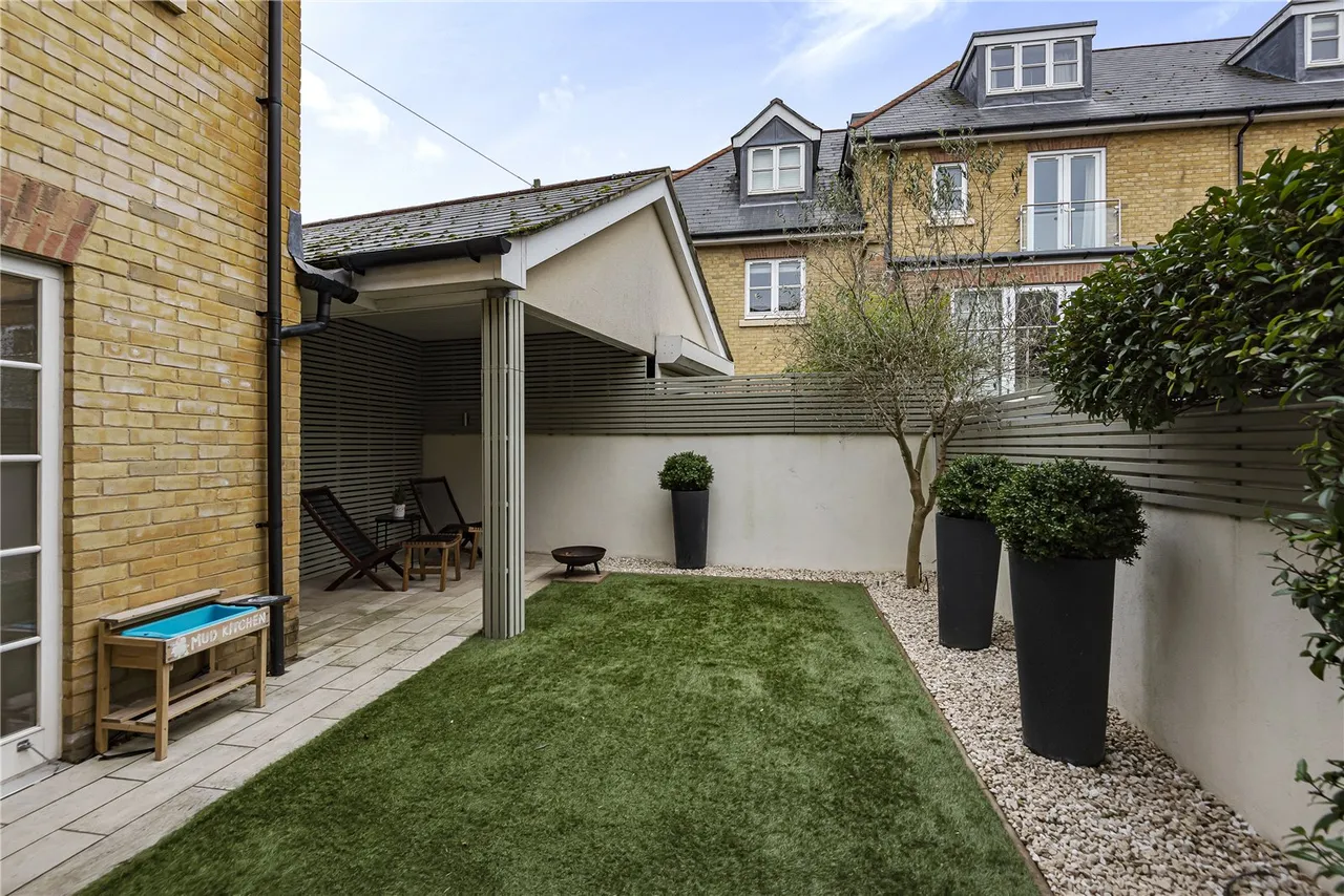 Oldfield Road, Hampton, TW12 2AD, photo 14