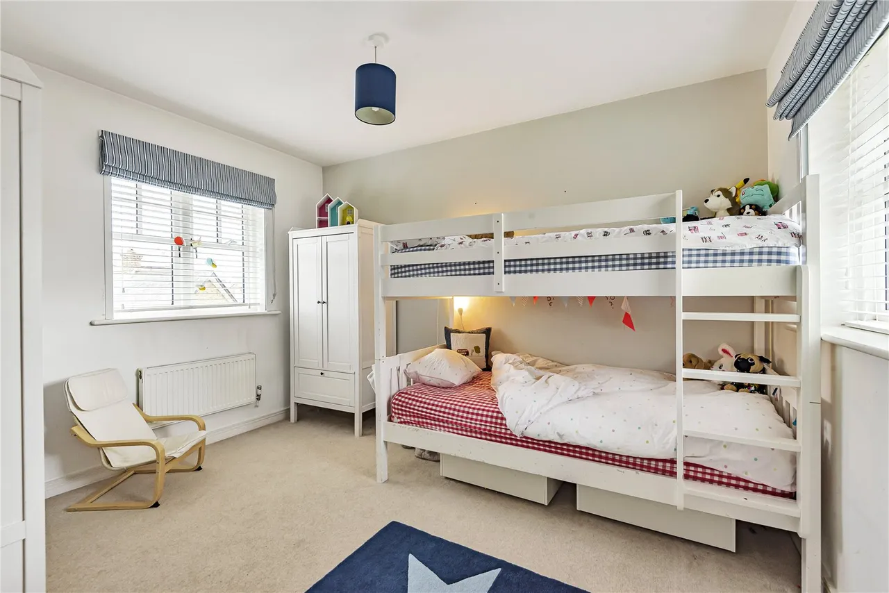Oldfield Road, Hampton, TW12 2AD, photo 9