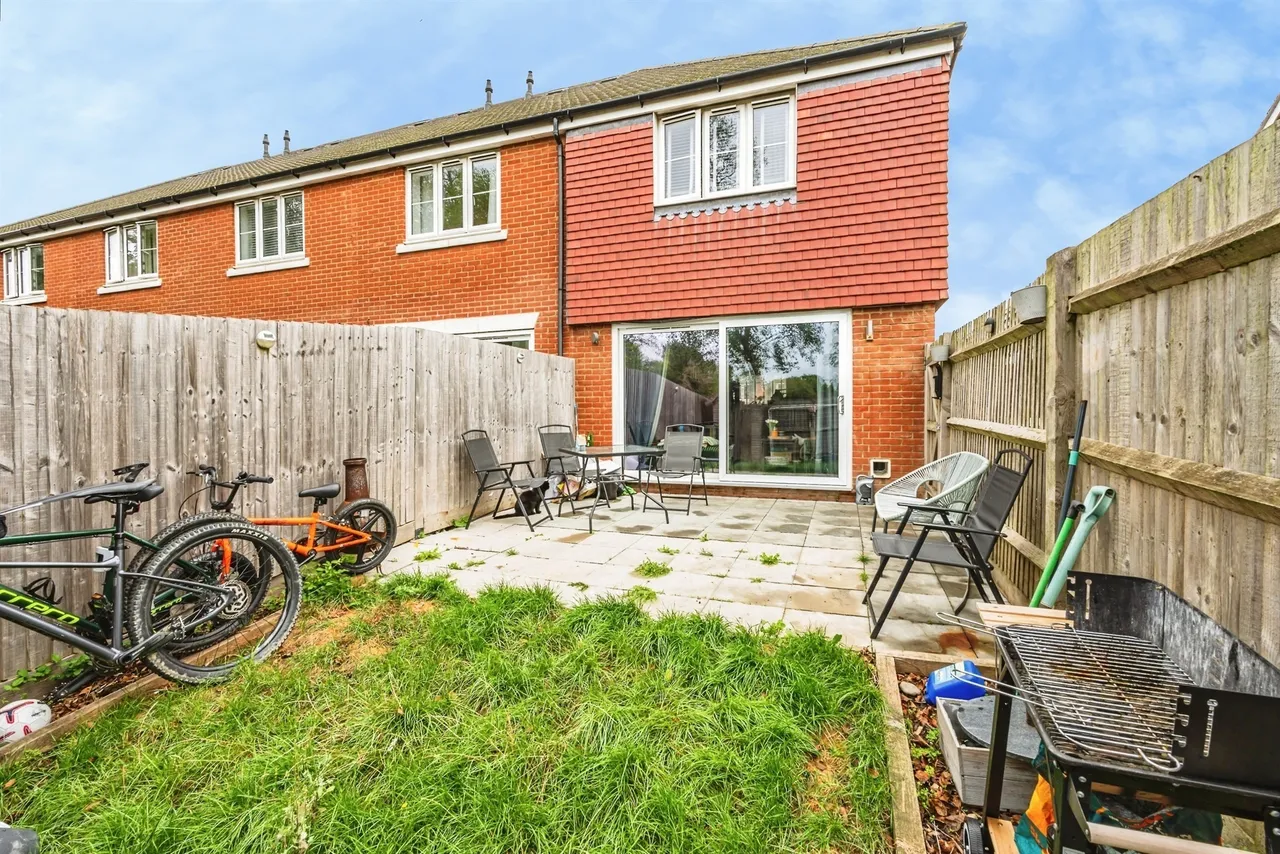 Avebury Mews, Eastbourne, BN23, photo 13
