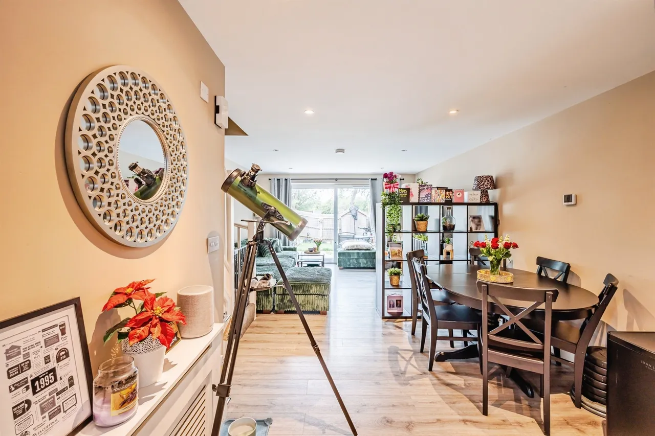 Avebury Mews, Eastbourne, BN23, photo 3