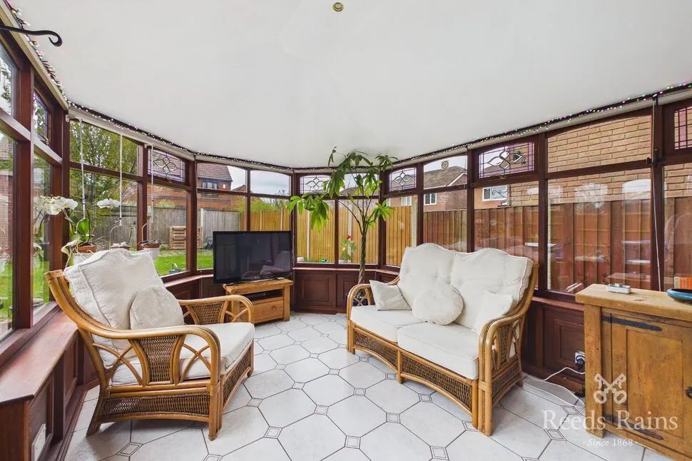 Finsbury Park, Widnes, WA8, photo 15