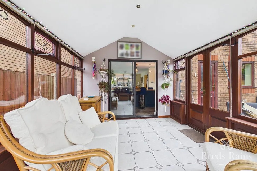 Finsbury Park, Widnes, WA8, photo 17