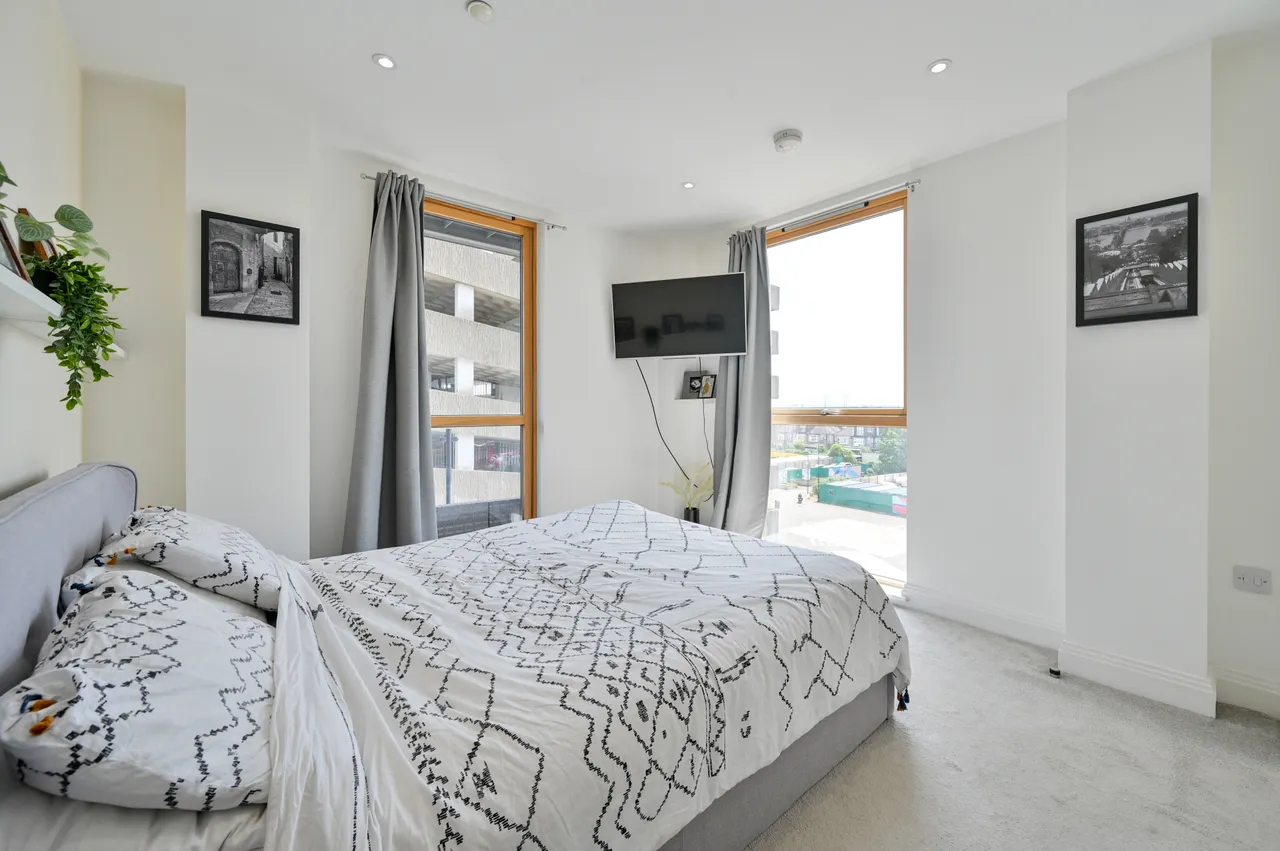 Flat 13, New Malden House, photo 5