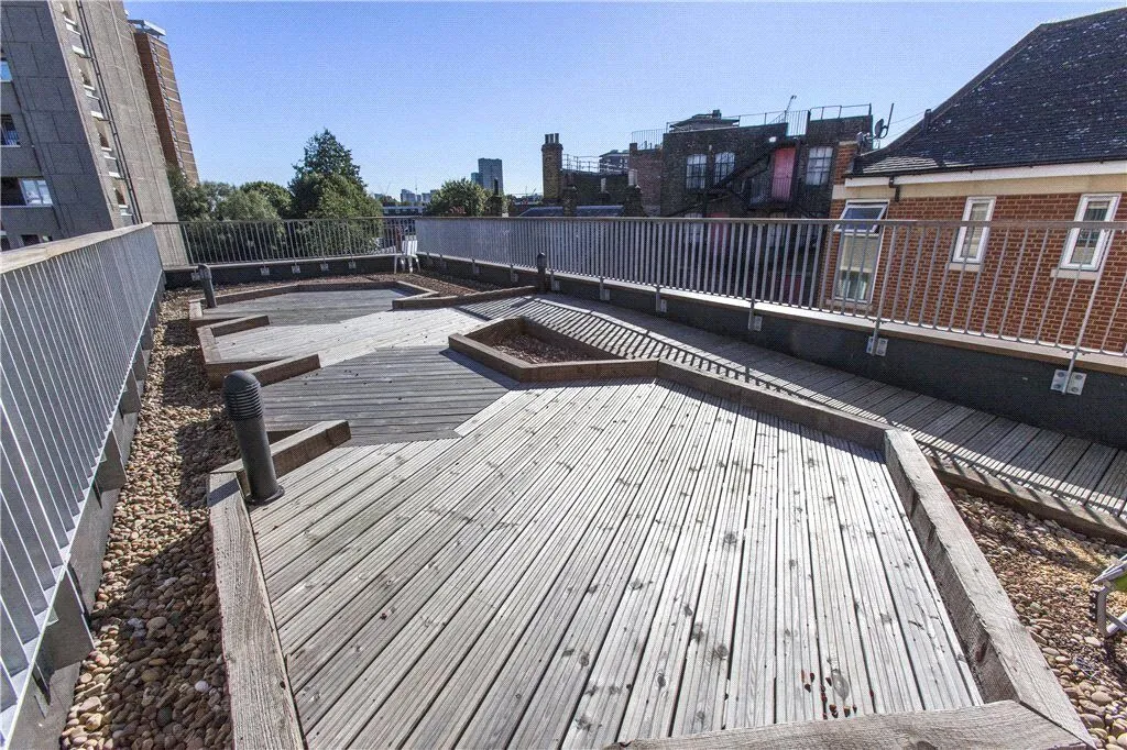 Diss Street, London, E2, photo 8