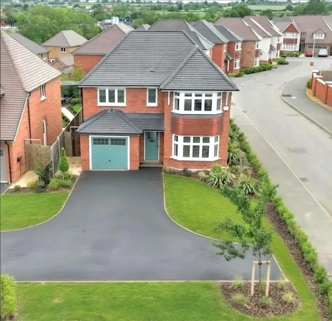 Bedworth Road, Bulkington, CV12, photo 40