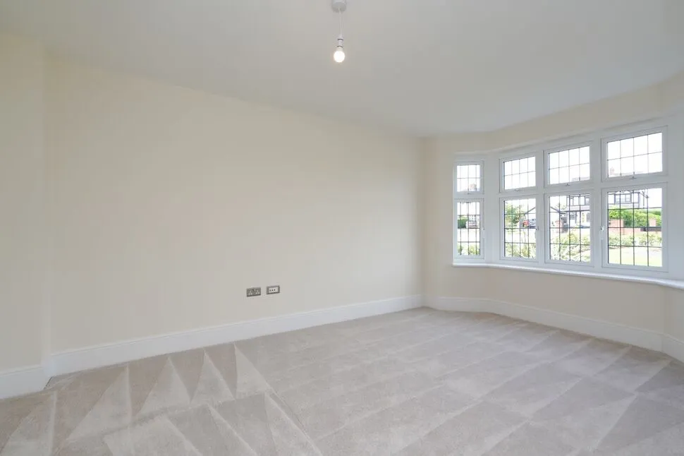 Bedworth Road, Bulkington, CV12, photo 2