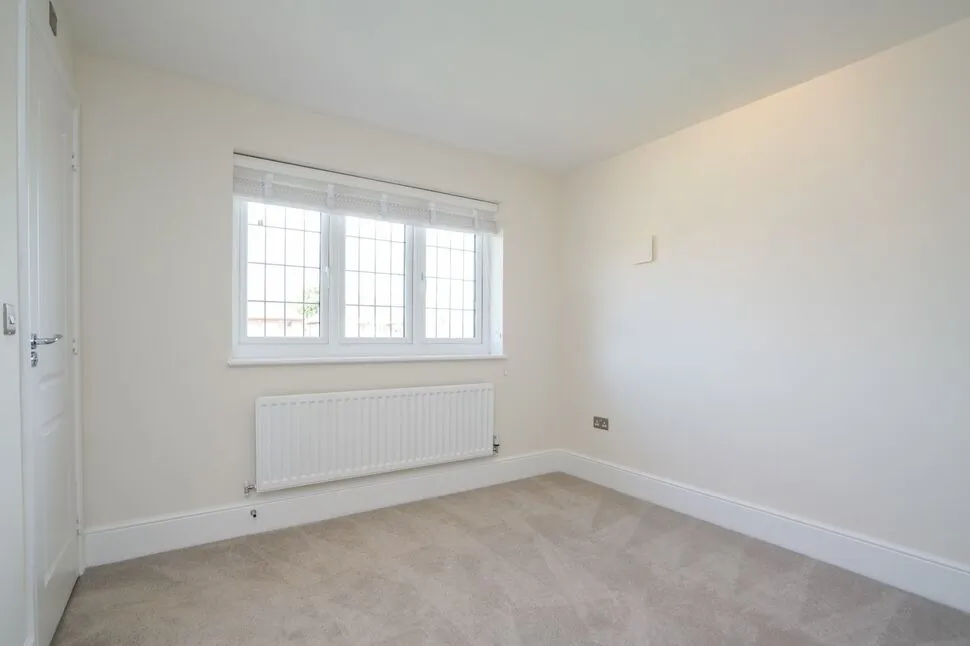 Bedworth Road, Bulkington, CV12, photo 34