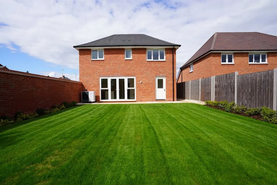 Bedworth Road, Bulkington, CV12, photo 8
