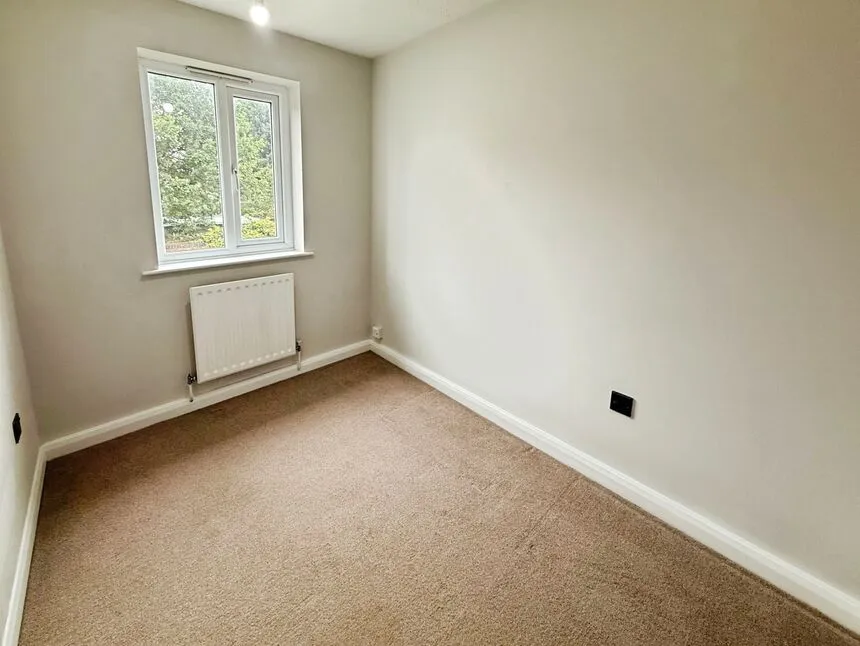 St. Francis Court, North Hykeham, LN6, photo 11