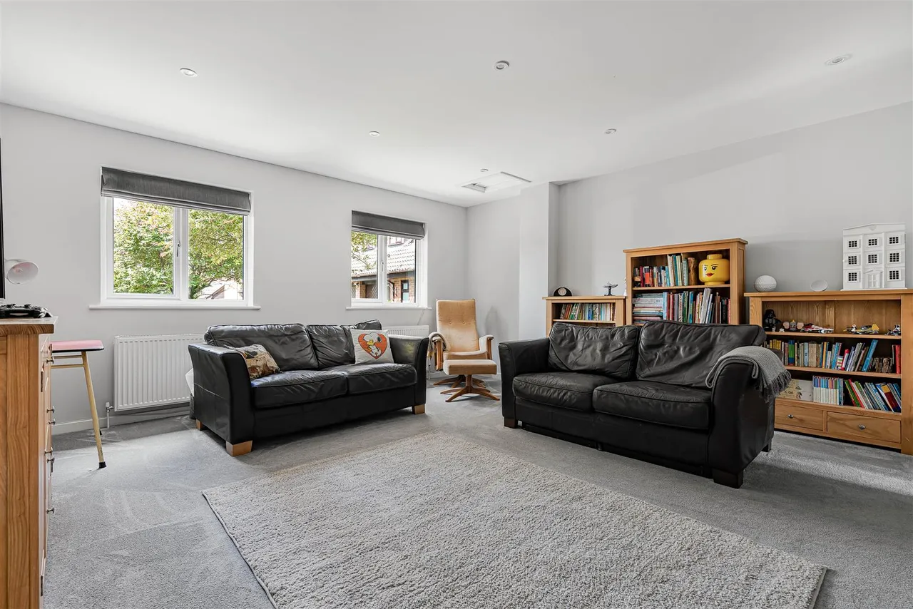 The Willows, Great Chesterford, CB10, photo 5