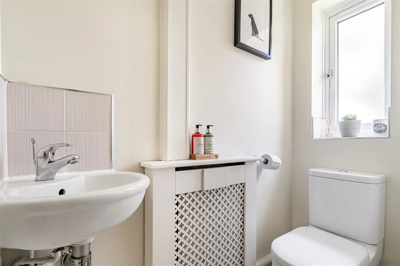 The Willows, Great Chesterford, CB10, photo 13