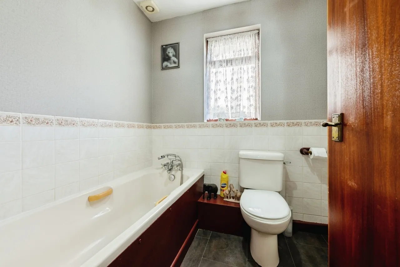 Allen Park, St. Kew Highway, PL30, photo 10