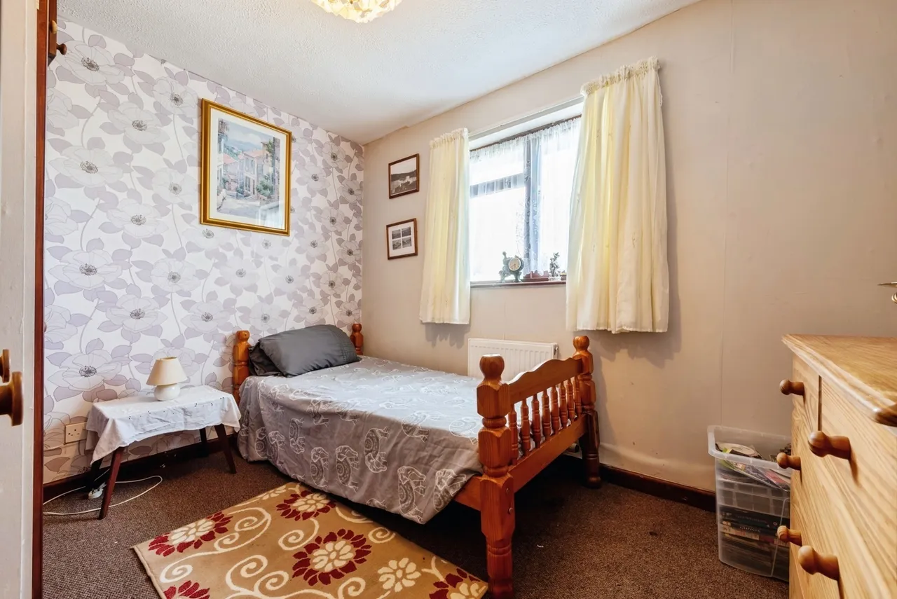 Allen Park, St. Kew Highway, PL30, photo 8