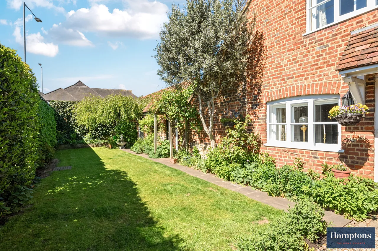 Bury Farm, Amersham, HP7, photo 12