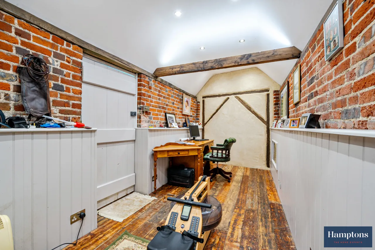 Bury Farm, Amersham, HP7, photo 9