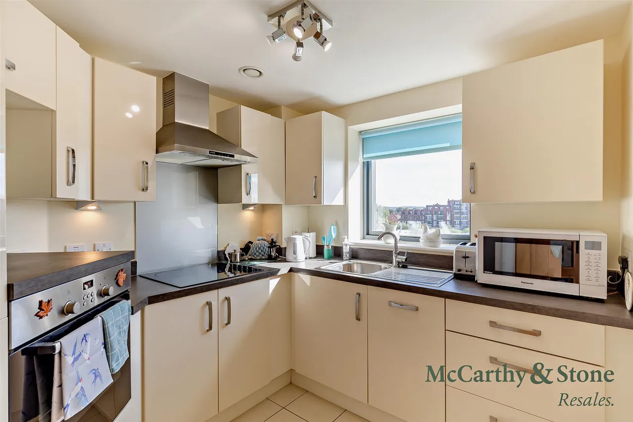 Keeper Close, Taunton, TA1, photo 6