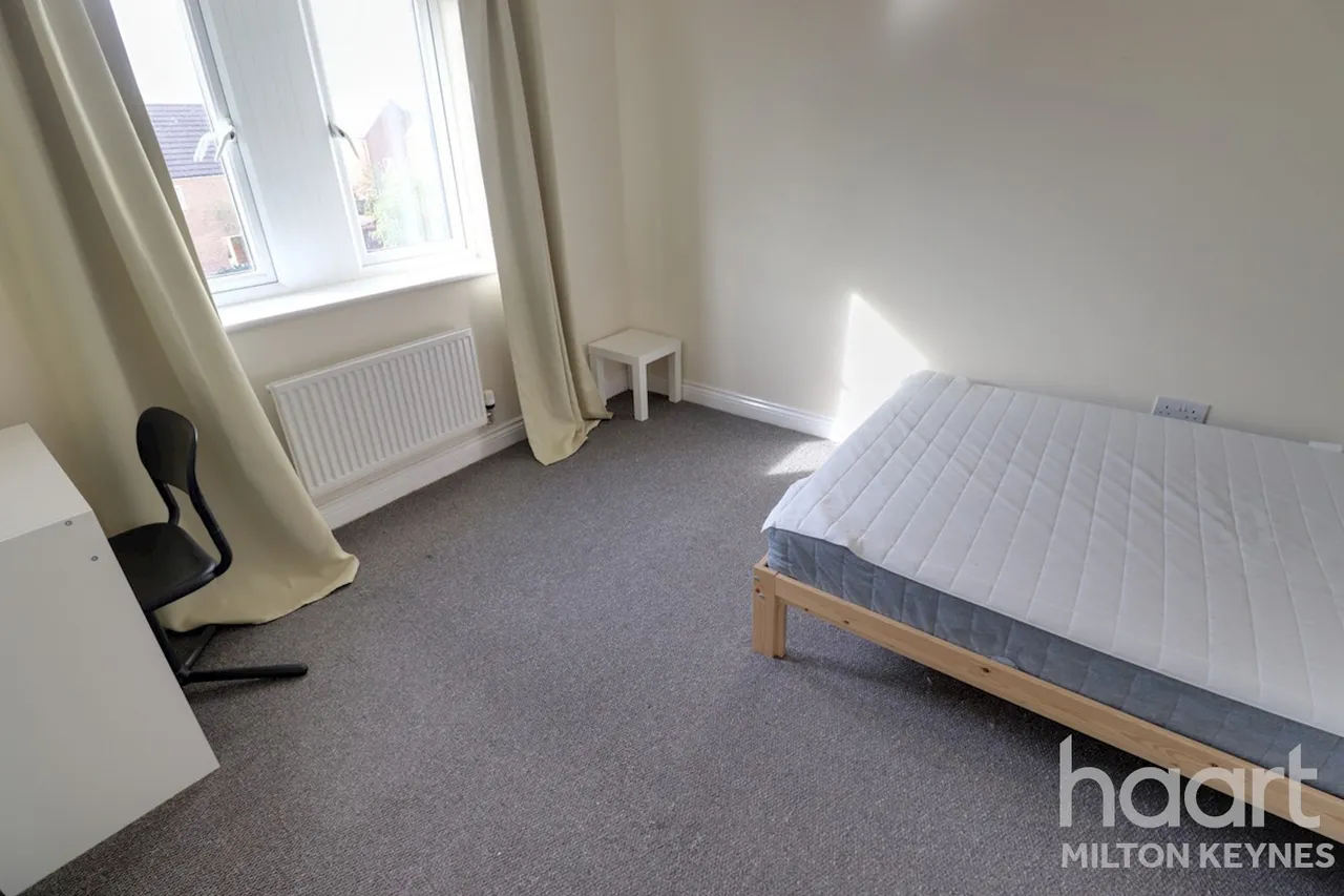 Lavender Hill, MK10, photo 23