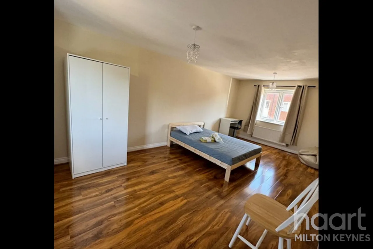 Lavender Hill, MK10, photo 9