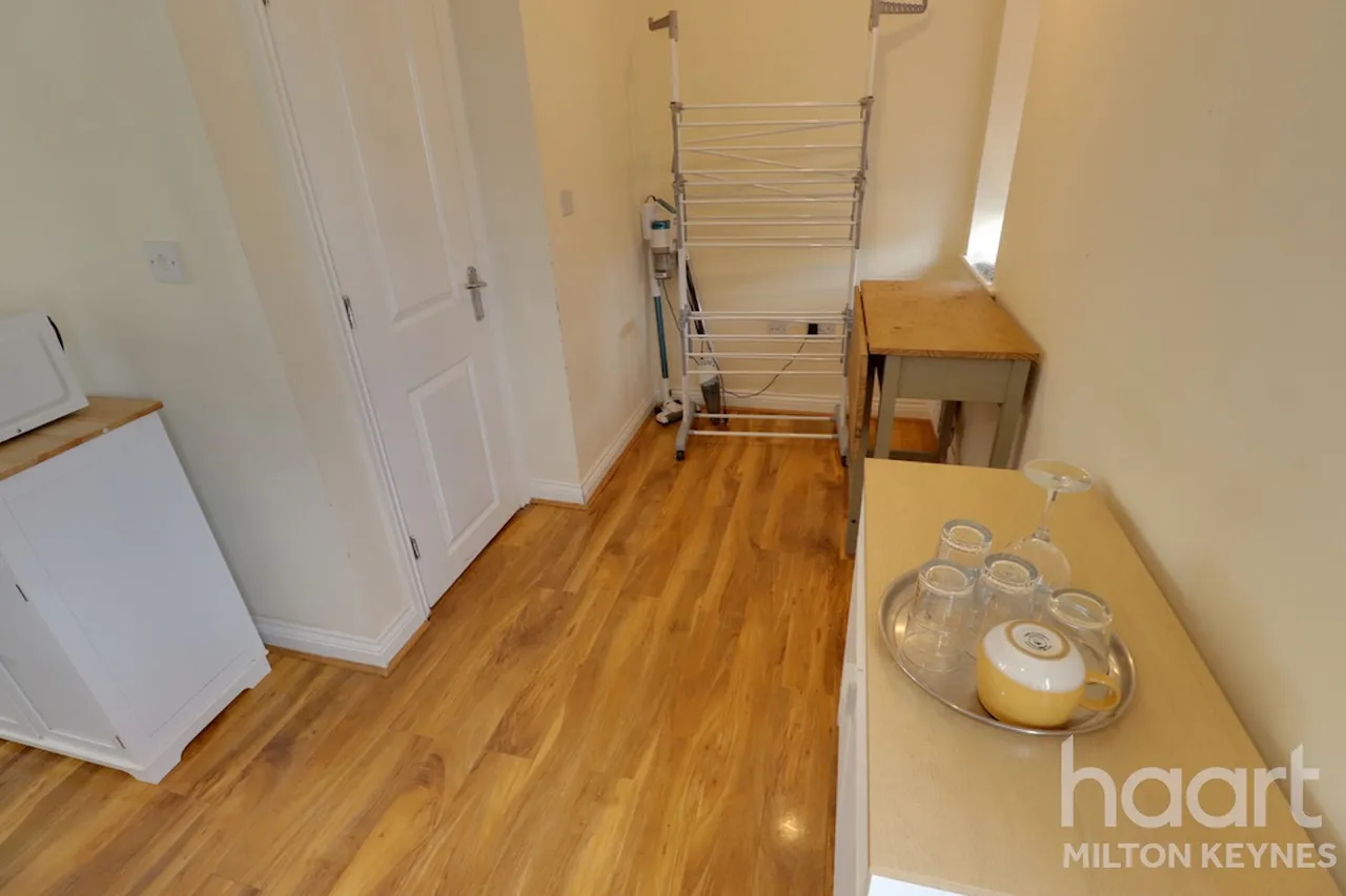 Lavender Hill, MK10, photo 19