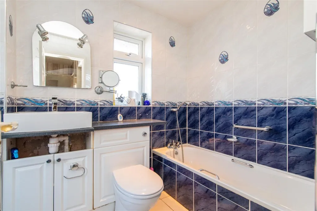 Deeble Road, Kettering, photo 11